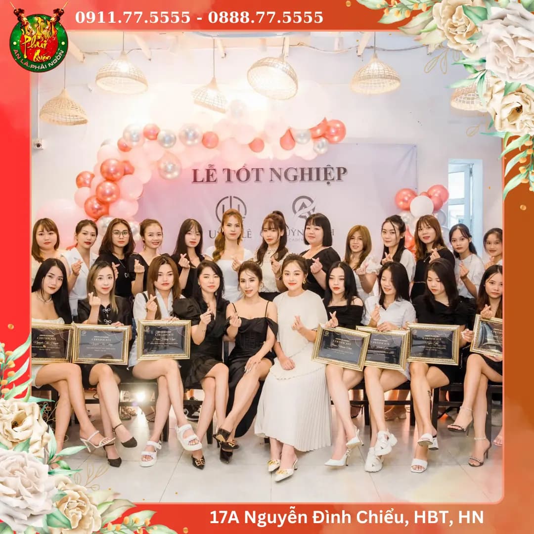 Lễ tốt nghiệp tại Phủi Quán